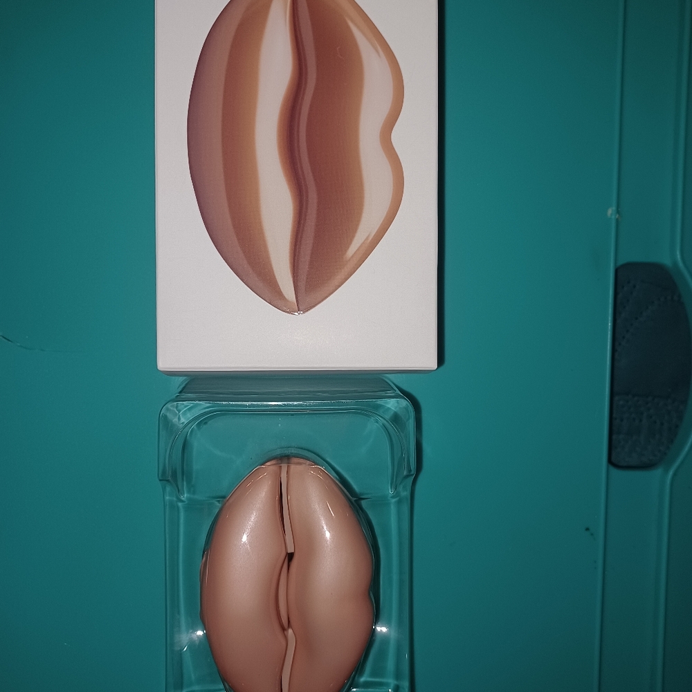 KKW X Kylie Nude lips